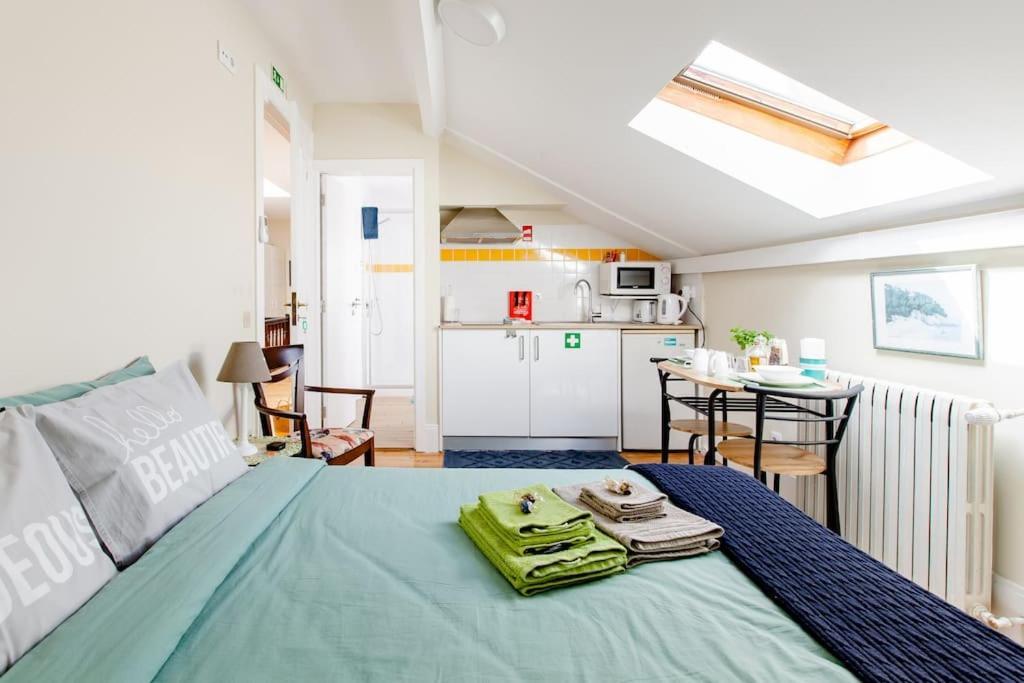 Sky Accommodations Barcelona Studio Coimbra Eksteriør bilde